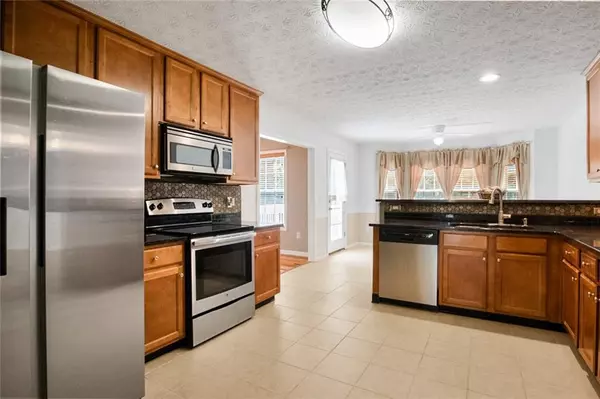 Loganville, GA 30052,3185 Oak Ridge LN