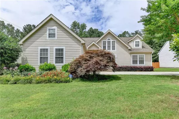 525 Hunnicutt RD SE, Mableton, GA 30126