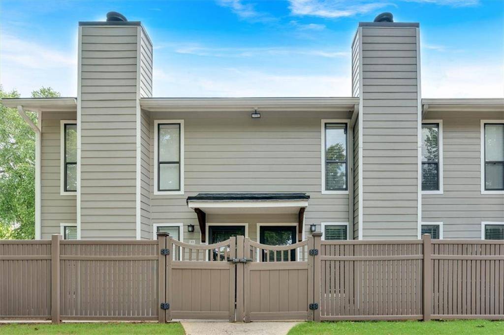 202 Park Ridge CIR, Marietta, GA 30068