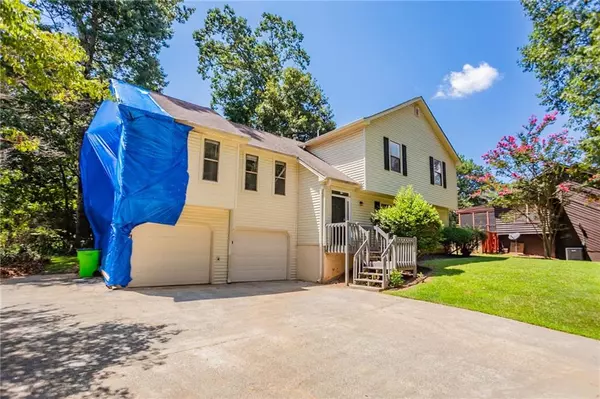 Austell, GA 30106,972 Tyrell DR