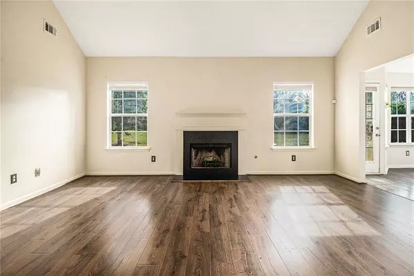 Mcdonough, GA 30253,1698 Bennett DR