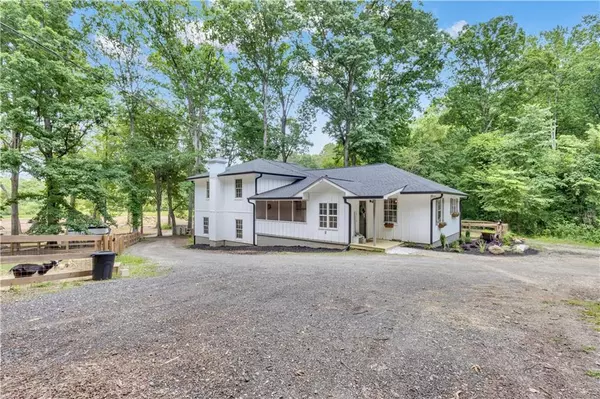6290 Cascade Palmetto Hw, South Fulton, GA 30213