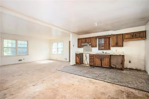 Atlanta, GA 30315,270 Bromack DR SE