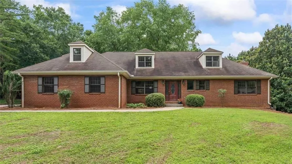 103 Seabolt DR, Locust Grove, GA 30248