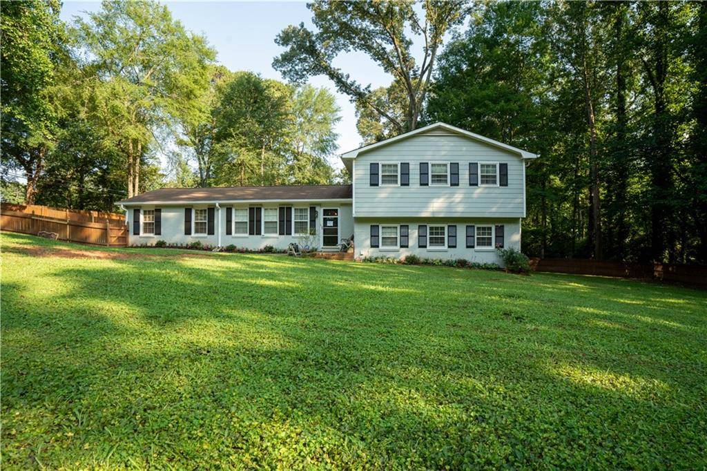 4798 Marydale CT SW, Lilburn, GA 30047