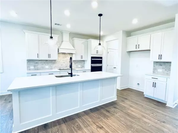 Cumming, GA 30028,4735 Montane ST