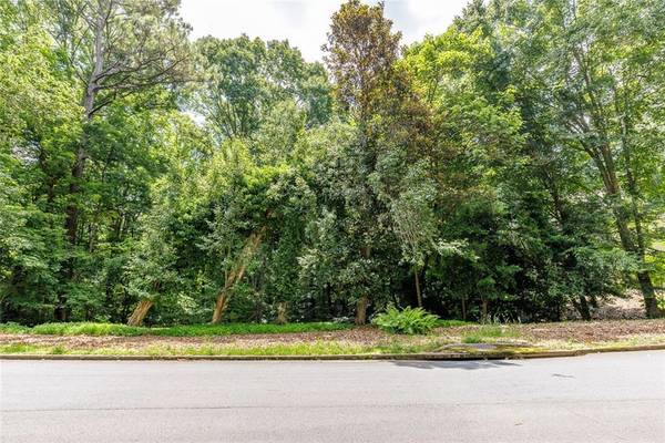 8175 Habersham Waters RD, Sandy Springs, GA 30350