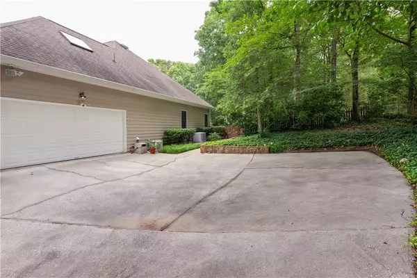 Snellville, GA 30039,3750 Cannonwolde DR