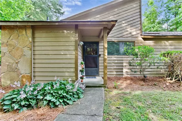 830 Bonnie Glen DR SE, Marietta, GA 30067