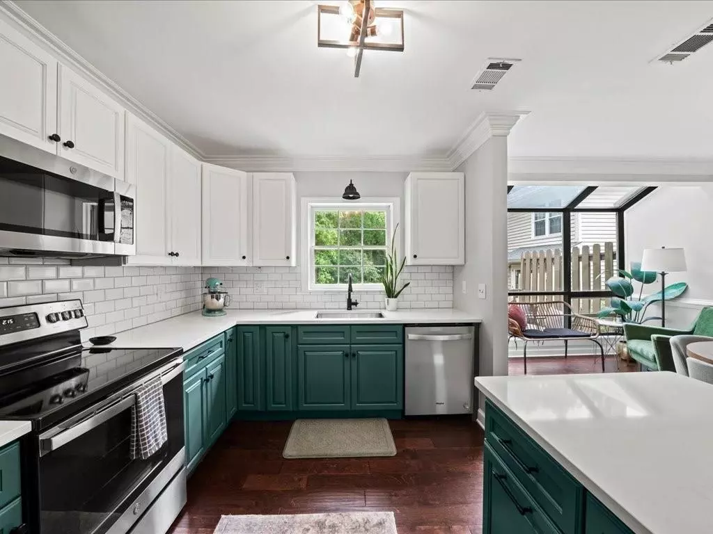 Atlanta, GA 30338,50 Mount Vernon CIR
