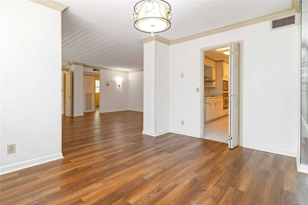 Atlanta, GA 30305,3530 Piedmont RD NE #5A