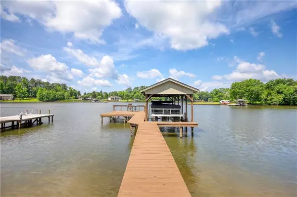 Eatonton, GA 31024,233 S Spring RD