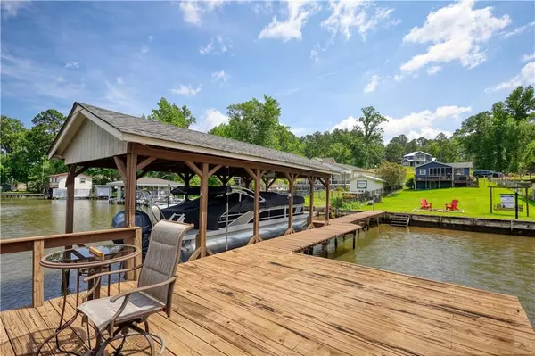 Eatonton, GA 31024,233 S Spring RD