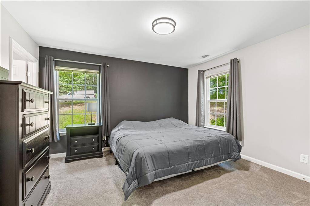 Acworth, GA 30102,5706 Forest PL