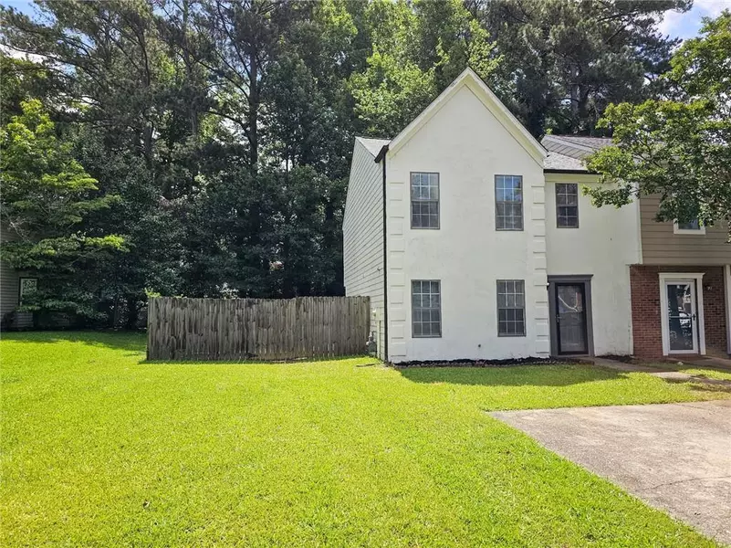 8040 Creekstone WAY, Riverdale, GA 30274
