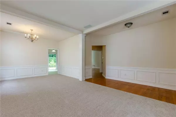 Woodstock, GA 30188,808 Plaintain DR