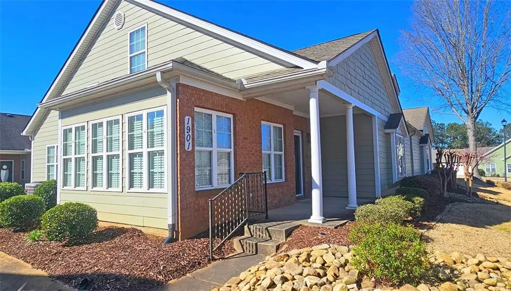 Newnan, GA 30263,1901 COMMONWEALTH CIR