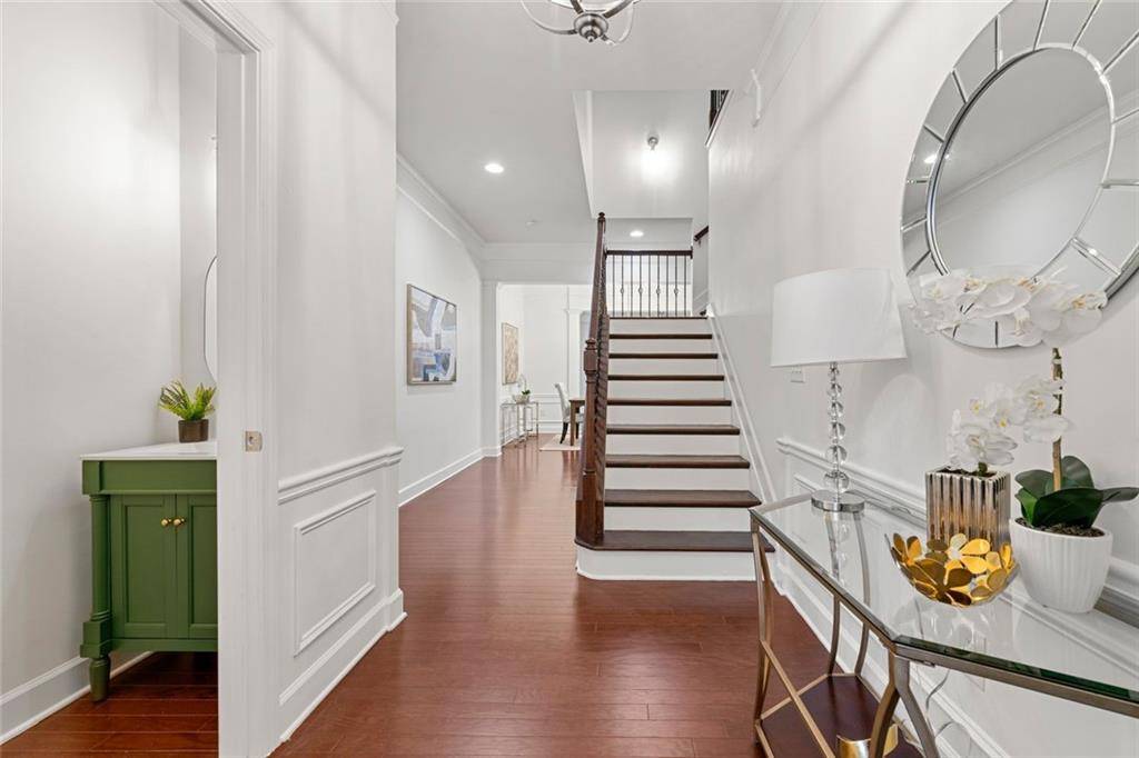 Atlanta, GA 30342,5534 Parkerton LN