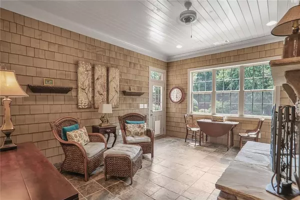6054 Brookhaven CIR, Duluth, GA 30097