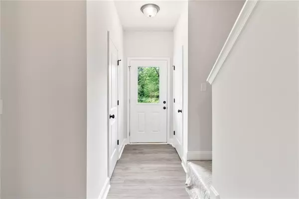 Toccoa, GA 30577,17 Taylor ST