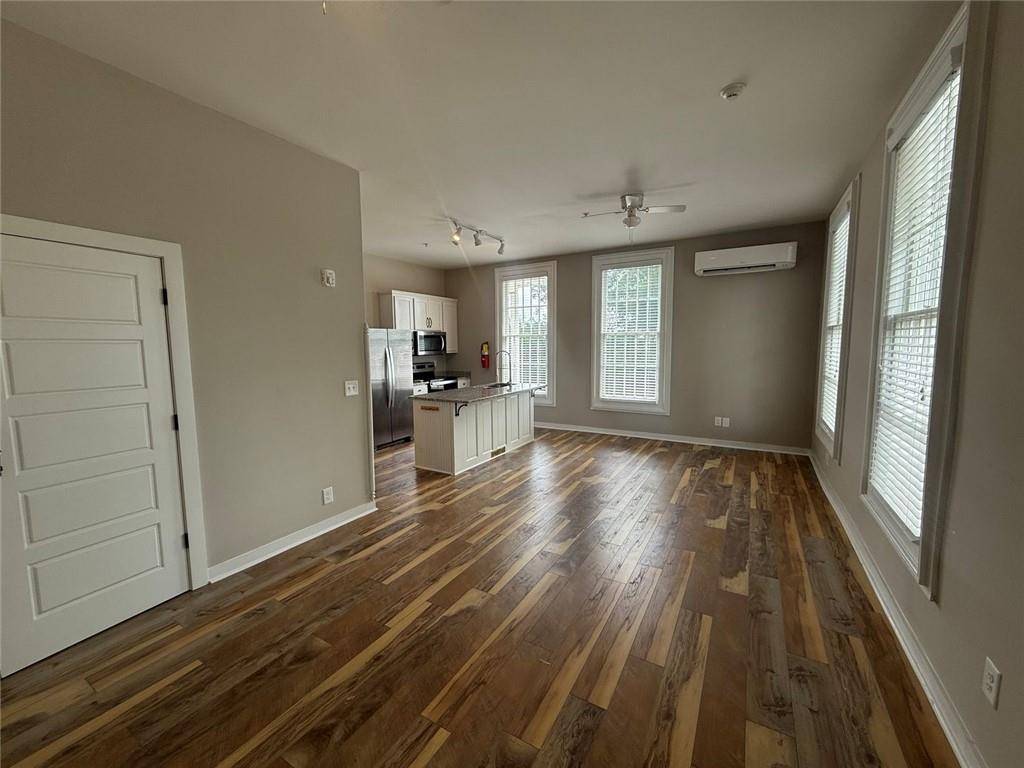 Gainesville, GA 30501,104 Spring Street #Unit 7