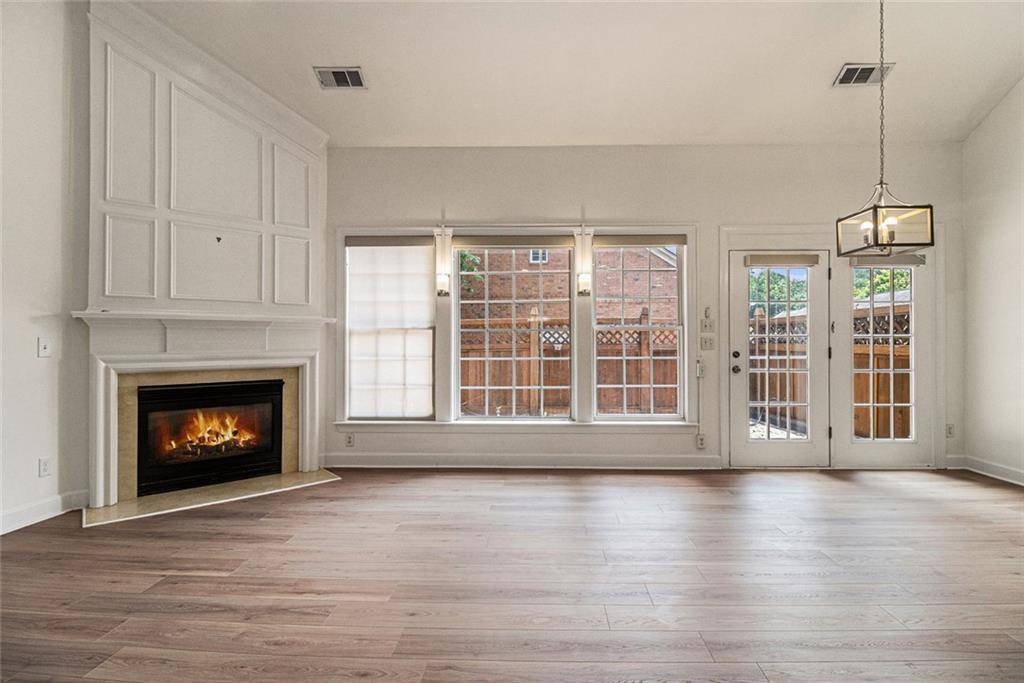 Roswell, GA 30075,401 Wellwood WAY