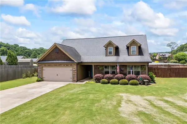 108 Lake Point CT, Jefferson, GA 30549