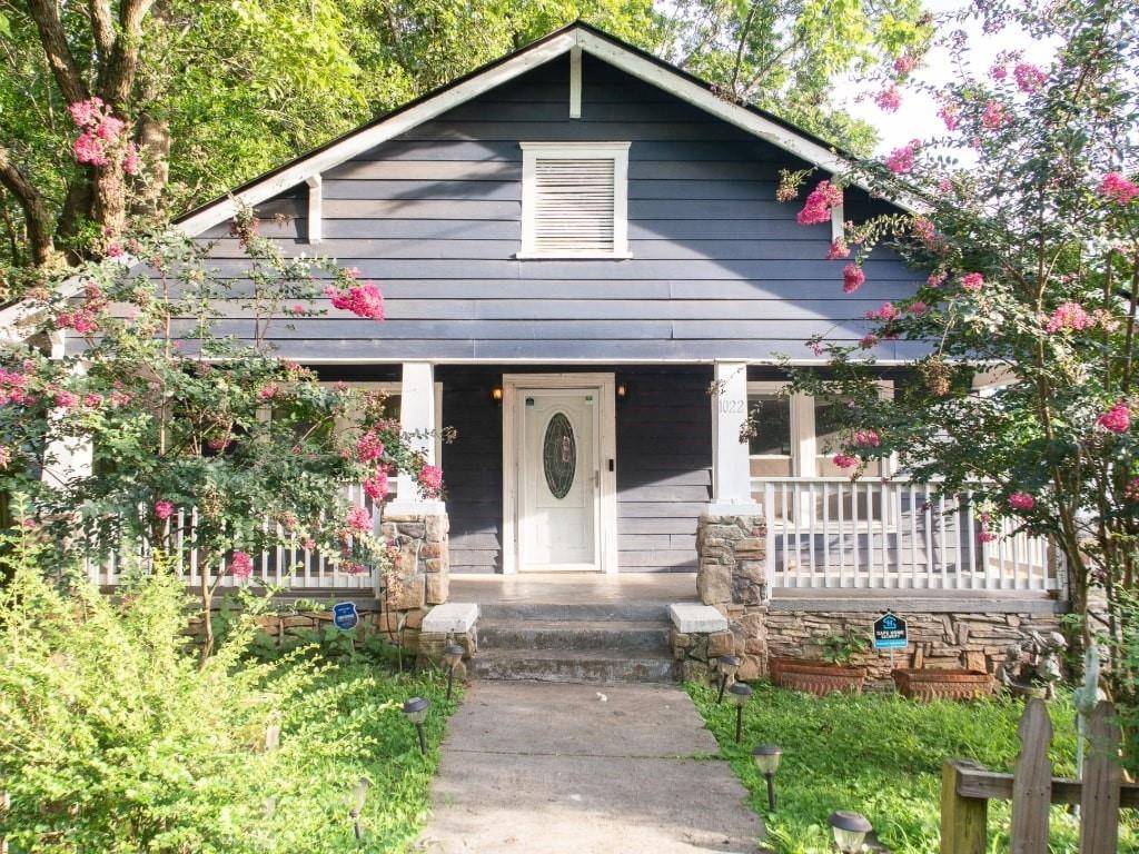 1022 Ashby Grove SW GRV SW, Atlanta, GA 30314