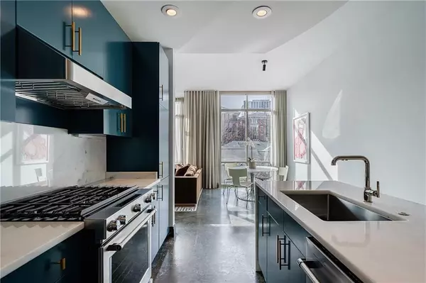Atlanta, GA 30309,905 Juniper ST NE #405