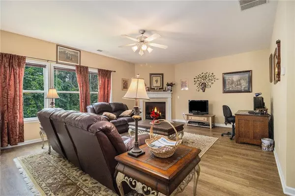 Cumming, GA 30028,5925 Crescent Landing DR