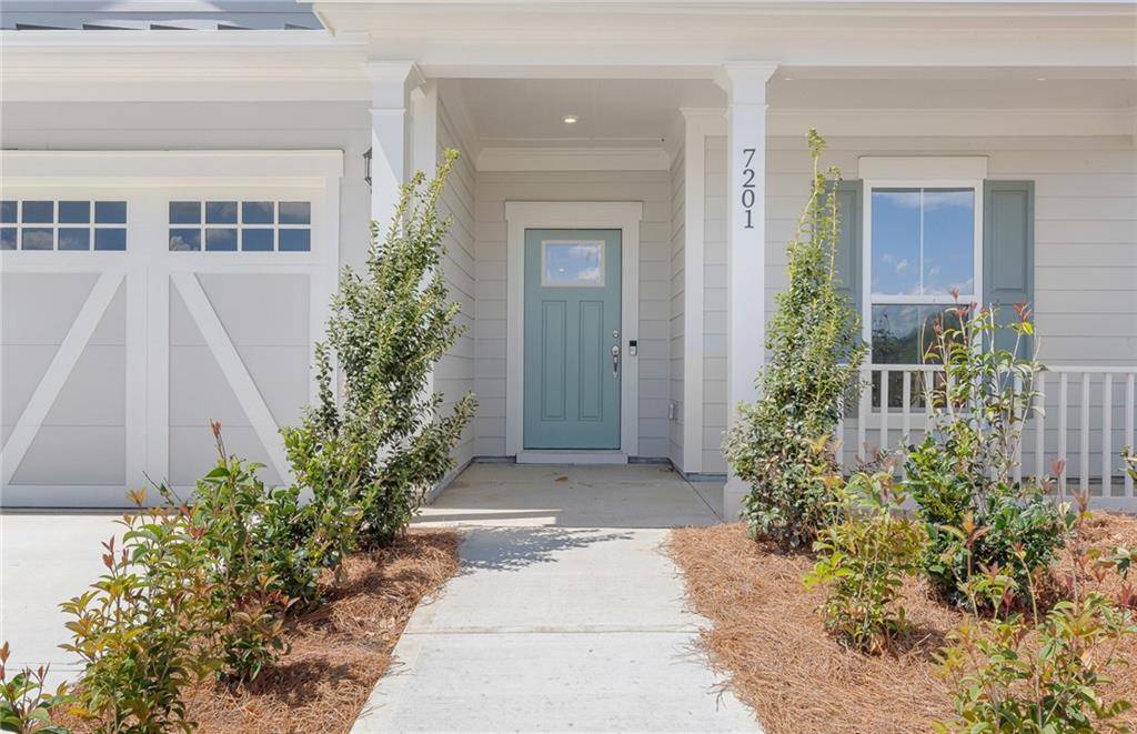 Flowery Branch, GA 30542,7201 Maple Brook LN
