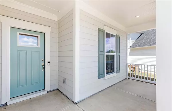 Flowery Branch, GA 30542,7201 Maple Brook LN