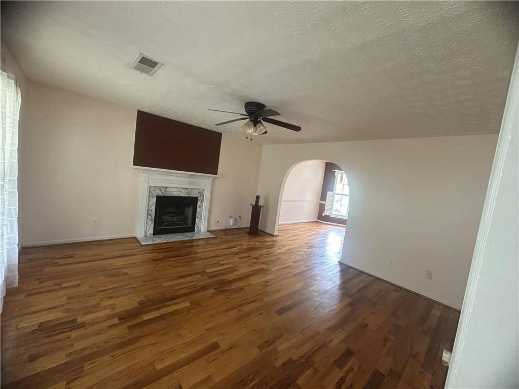 Lawrenceville, GA 30044,2295 EAGLE POINTE CT