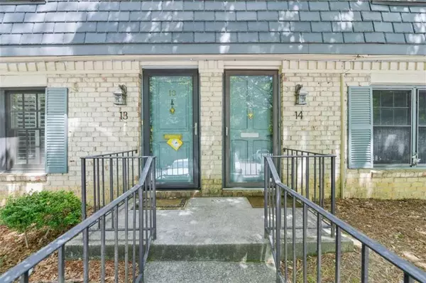 Atlanta, GA 30327,14 Glenald WAY NW