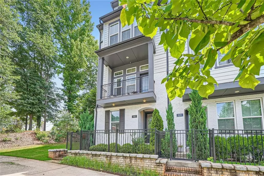 816 S Columbia DR, Decatur, GA 30030