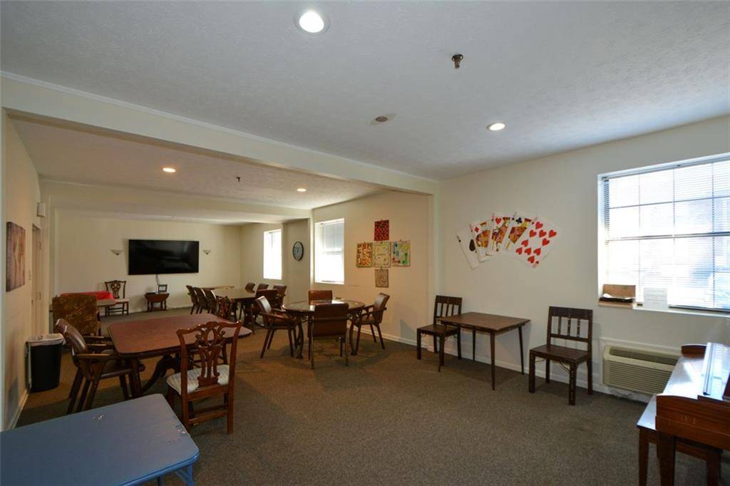 Sandy Springs, GA 30328,475 Mount Vernon HWY NE #C-220