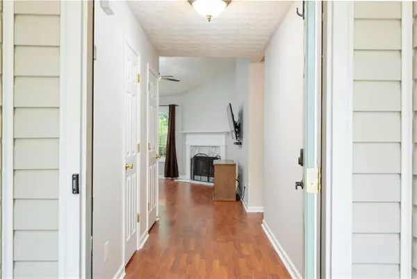 Buford, GA 30518,5279 Leecroft DR