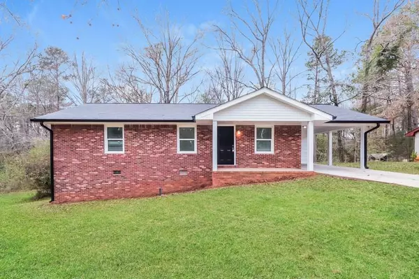 101 Longstreet CIR, Oxford, GA 30054