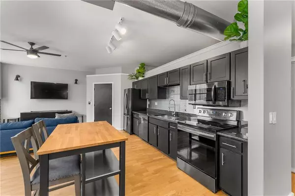 Atlanta, GA 30308,800 Peachtree ST NE #8612