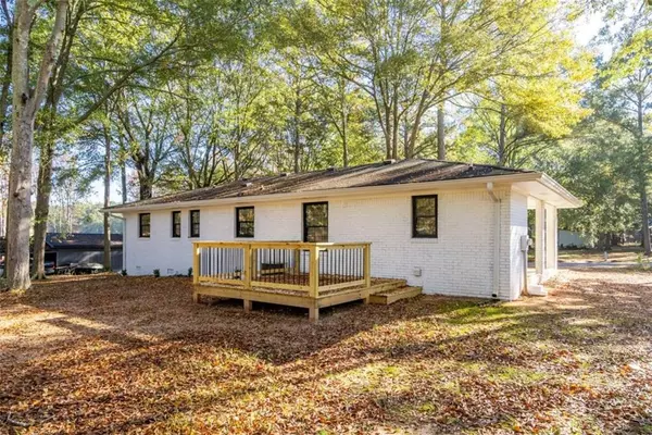 Social Circle, GA 30025,409 Colette LN