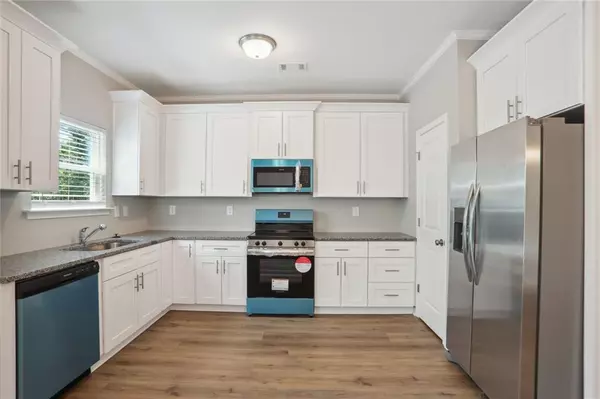 East Point, GA 30344,2852 Laurel Ridge CIR