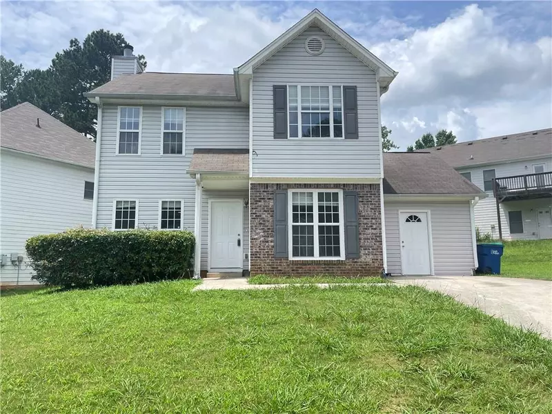 5465 Twin Lakes DR, College Park, GA 30349