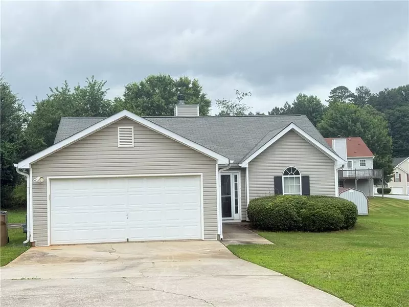 2658 Deann DR, Ellenwood, GA 30294