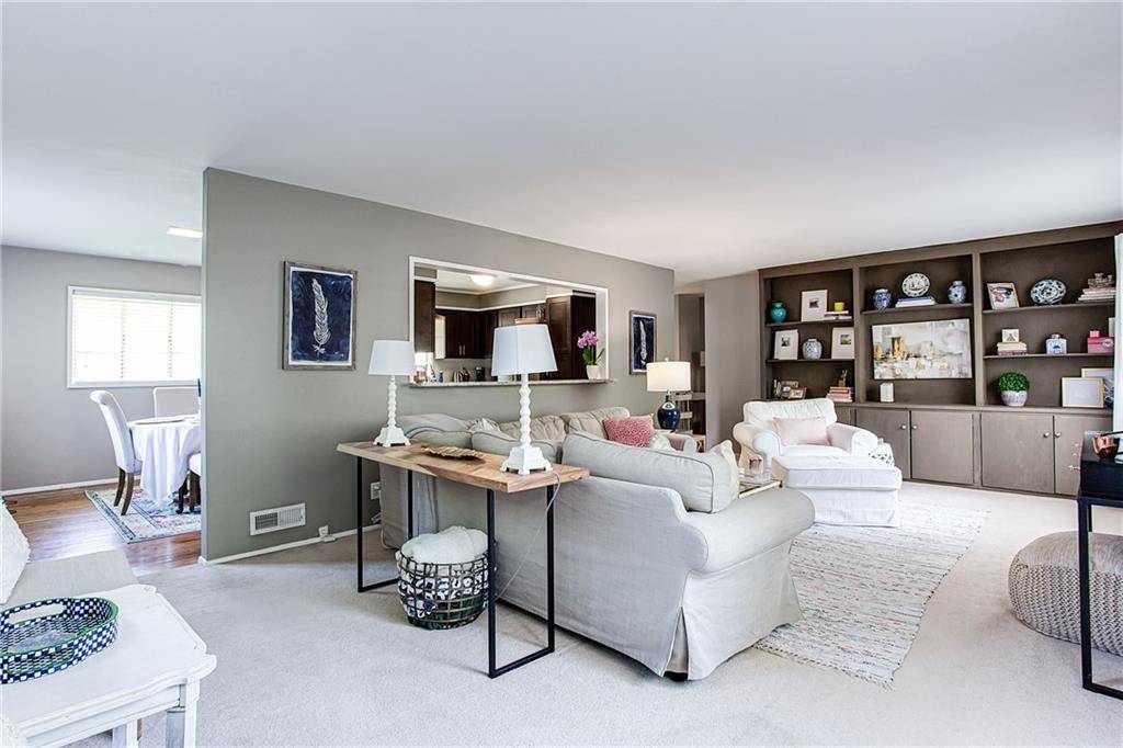 Atlanta, GA 30342,4293 rickenbacker way
