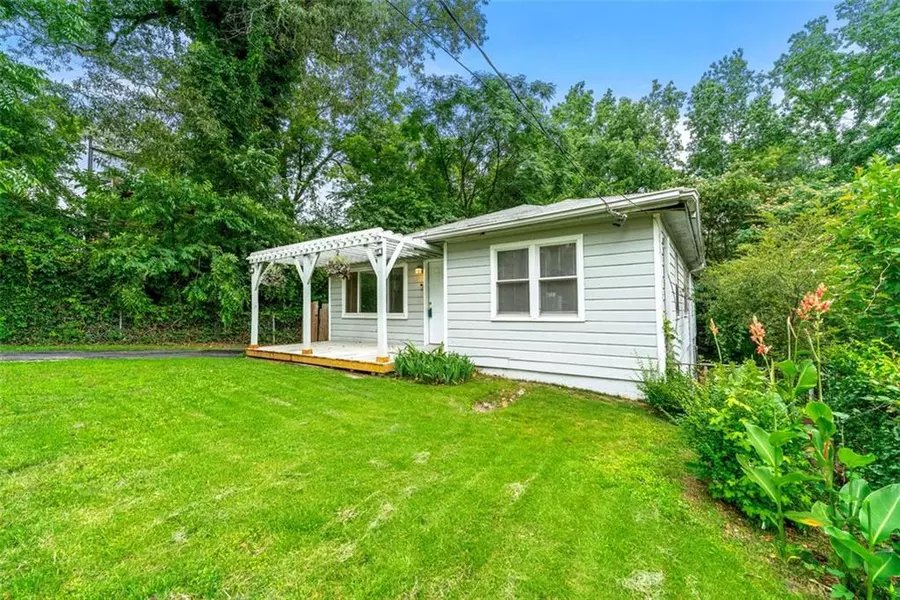 1649 NW EZRA CHURCH DR NW, Atlanta, GA 30314