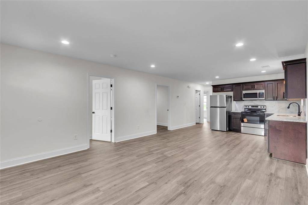 Fort Valley, GA 31030,707 Carver DR