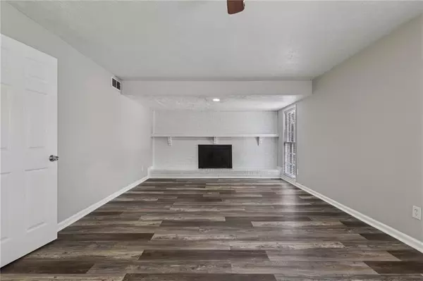 Decatur, GA 30034,2849 Snapfinger RD