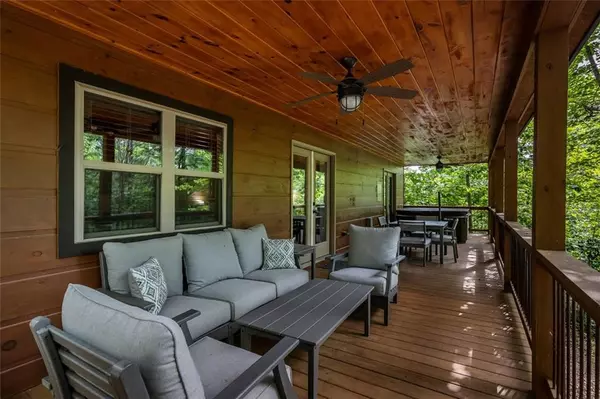 Morganton, GA 30560,68 WHISPERING HAWK CT