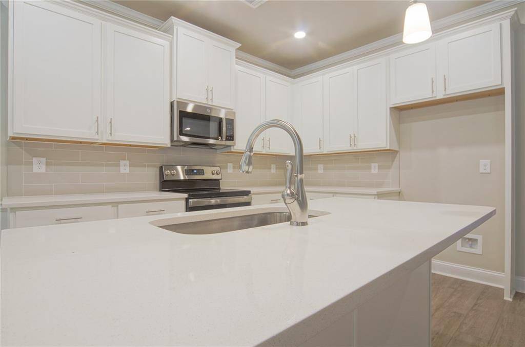 Lilburn, GA 30047,5516 Rockfern DR