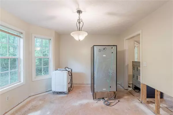 Gainesville, GA 30501,3930 Pine Tree LN
